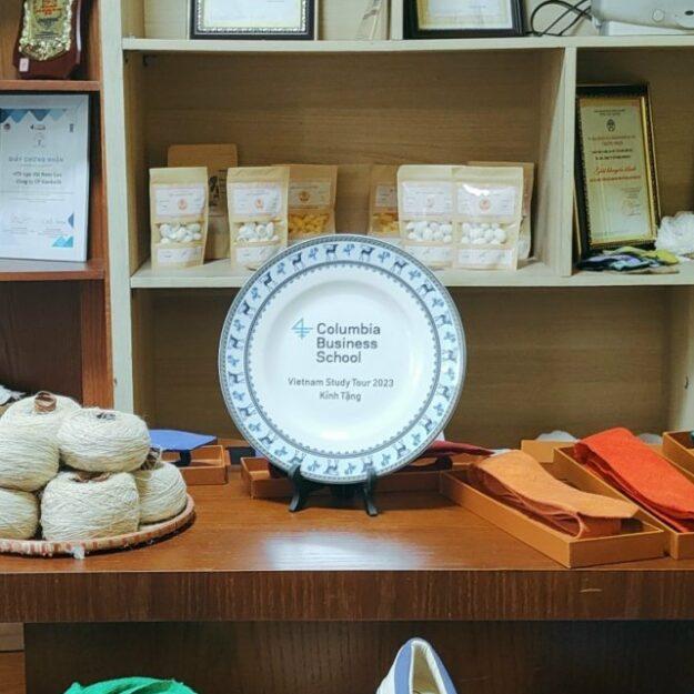 HỢP TÁC XÃ LỤA ĐŨI NAM CAO